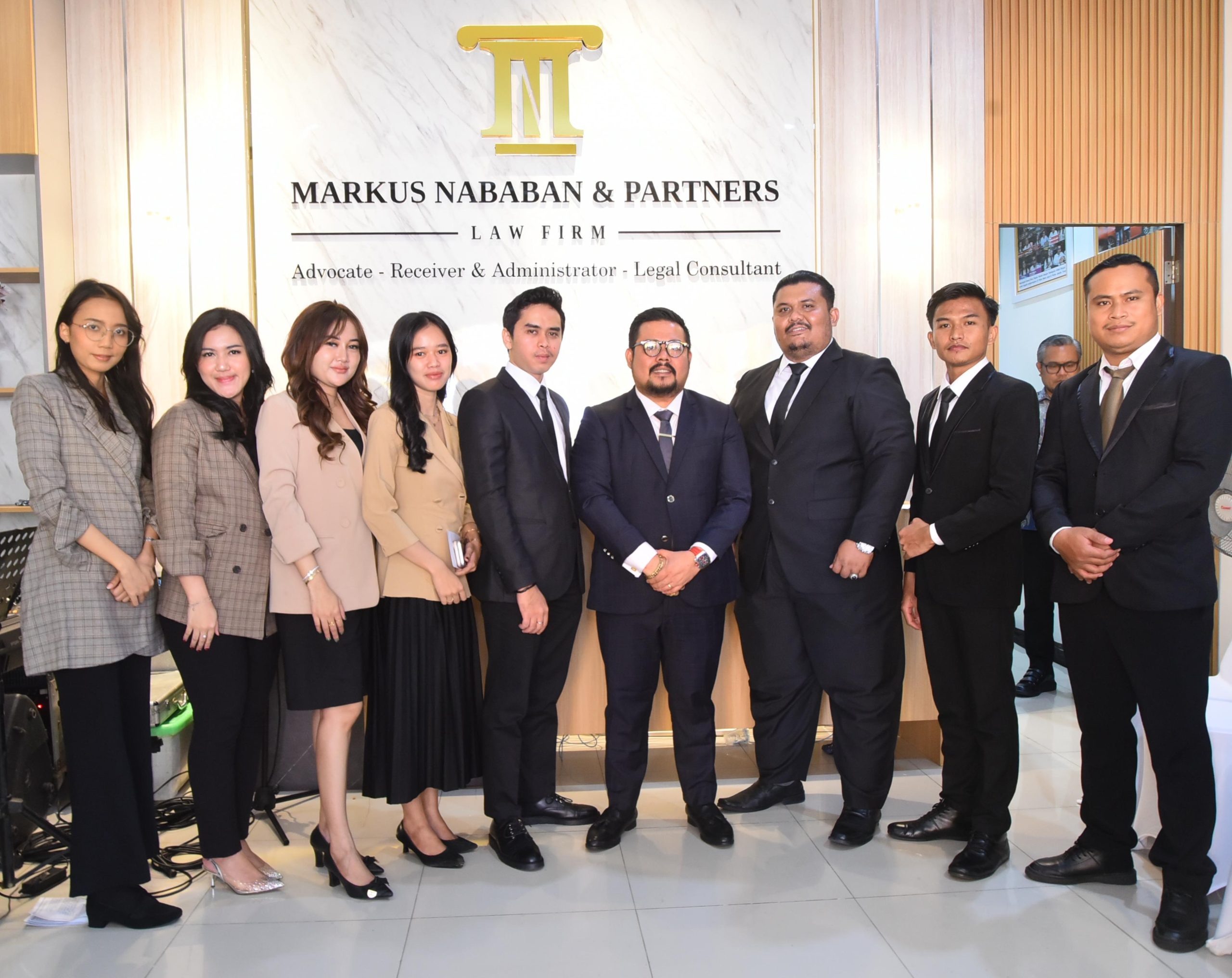 d539b49b 7456 4f1b 84b9 49927abd786d